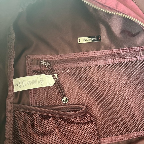 Lululemon City Adventurer Backpack - Picture 8 of 14
